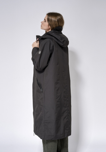 Abrigo impermeable longo petos XL carapucha negro